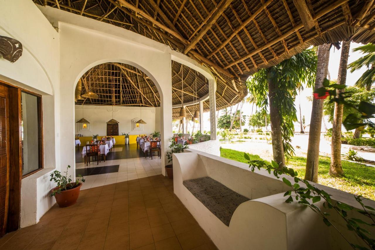 Antonio Beach Tree House Hotel & Spa Uroa Exterior foto