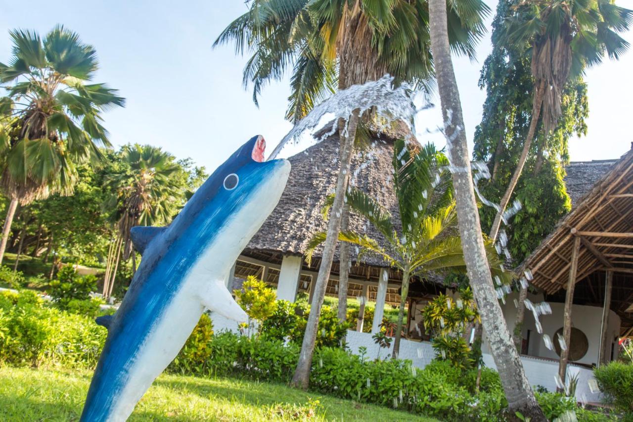 Antonio Beach Tree House Hotel & Spa Uroa Exterior foto