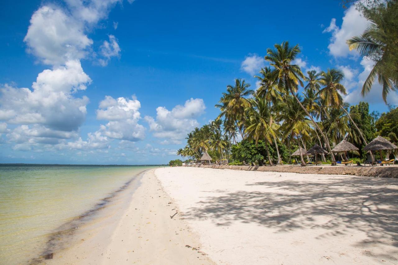Antonio Beach Tree House Hotel & Spa Uroa Exterior foto