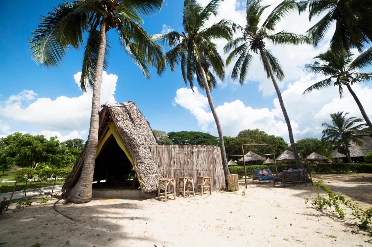 Antonio Beach Tree House Hotel & Spa Uroa Exterior foto