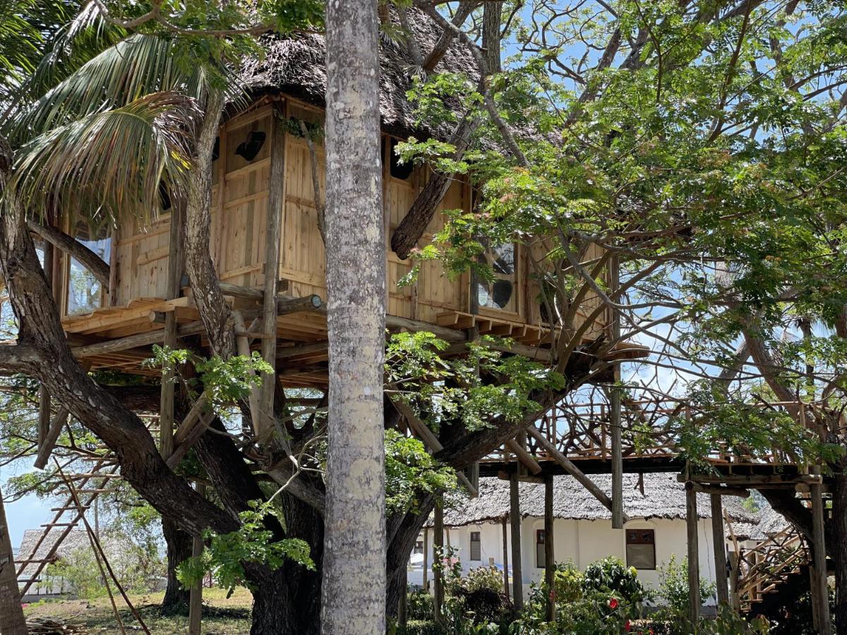 Antonio Beach Tree House Hotel & Spa Uroa Exterior foto